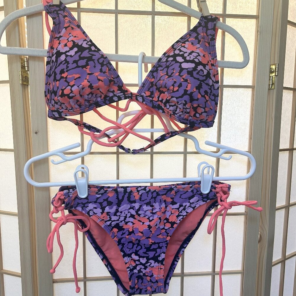 VM Swim exotic 80s vibes! Purple and coral leopard print hipster bikini size M